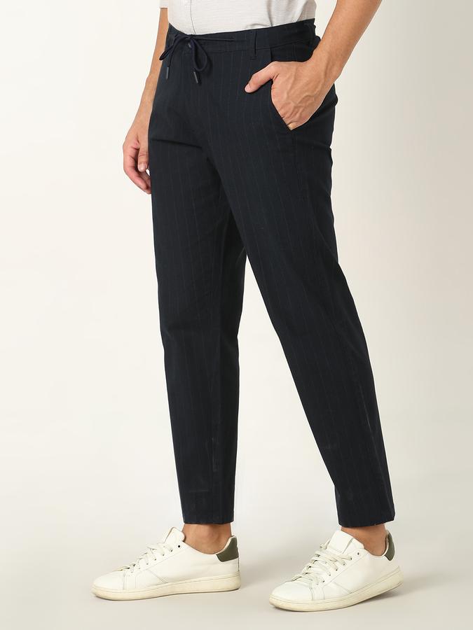 Men Slim Fit Flat-Front Trousers image number 1