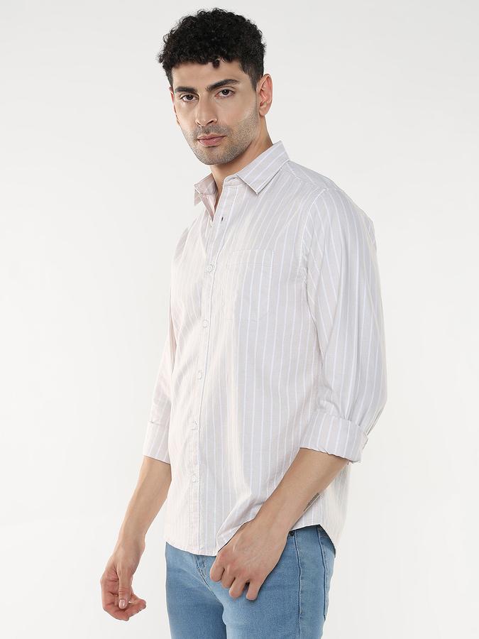 Men Striped Casual Shirt image number 2