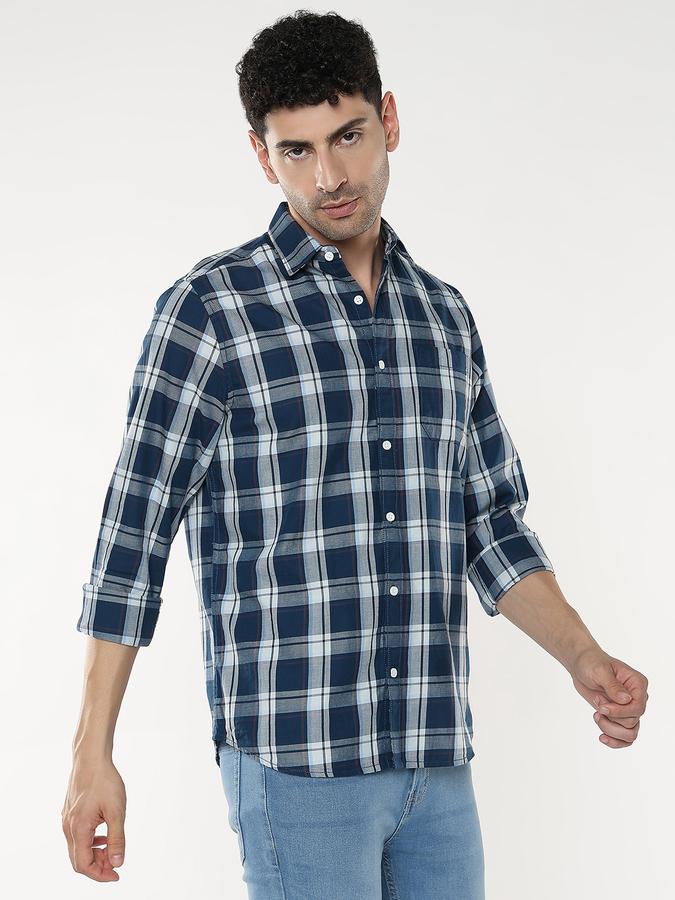 Men Checkered Casual Shirt image number 1