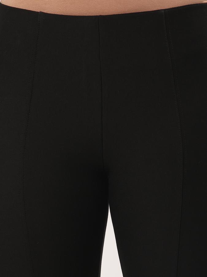 Men Straight Fit Flat-Front Trousers image number 3