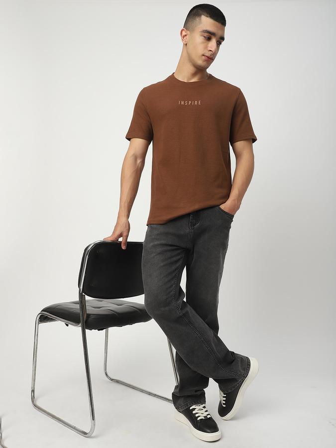 Solid Men Round Neck T-Shirt image number 1