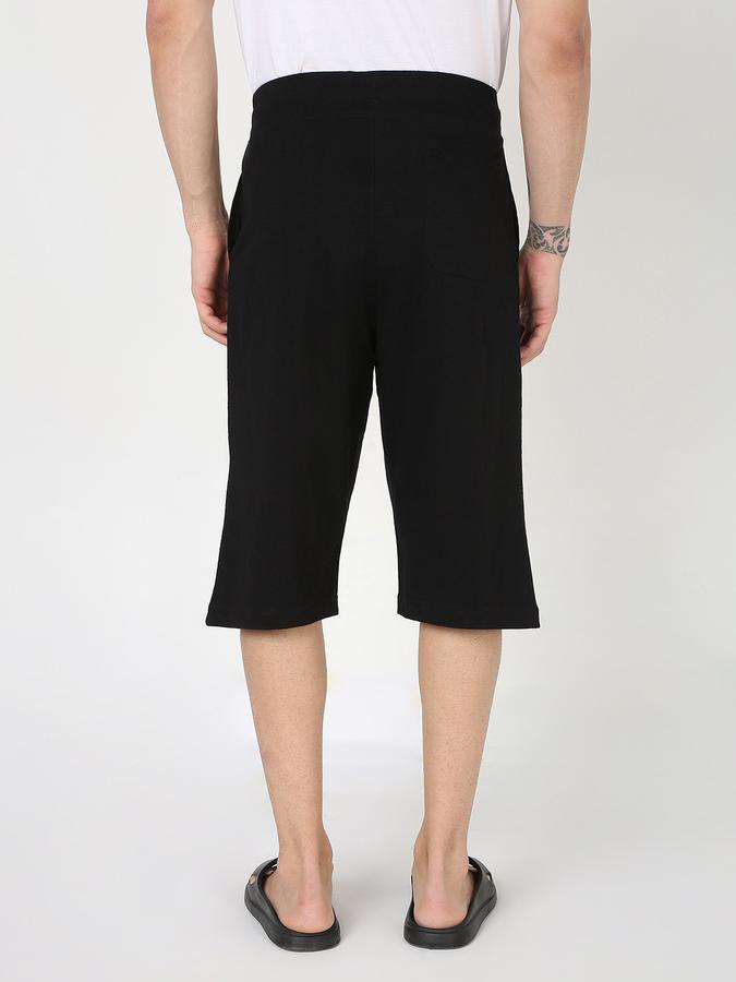 Men Regular Fit Shorts with Insert Pockets image number 3