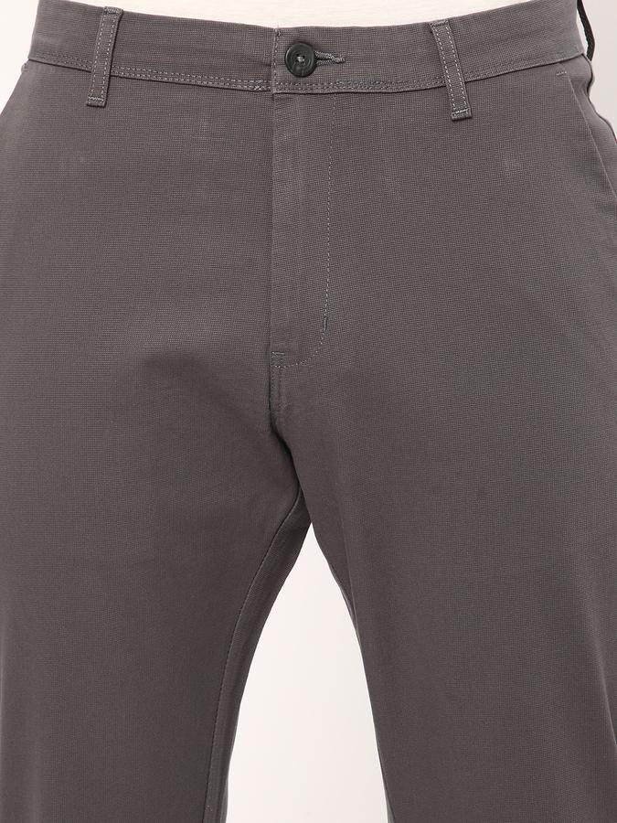 Men Flat-Front Slim Fit Trousers image number 3