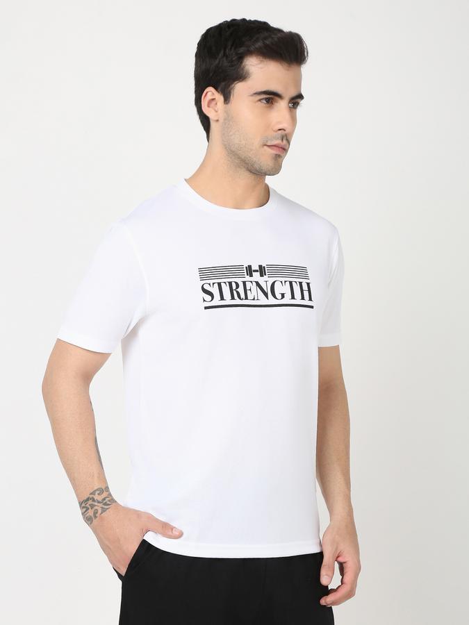 Men Typographic Print Regular Fit Crew-Neck T-Shirt  image number 2