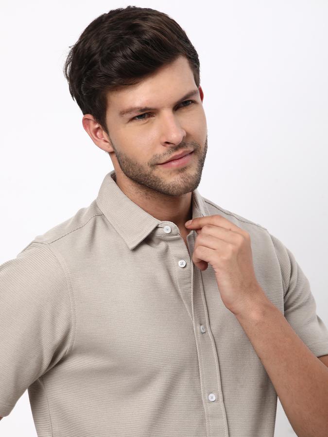 Textured Regular Fit Shirt image number 0