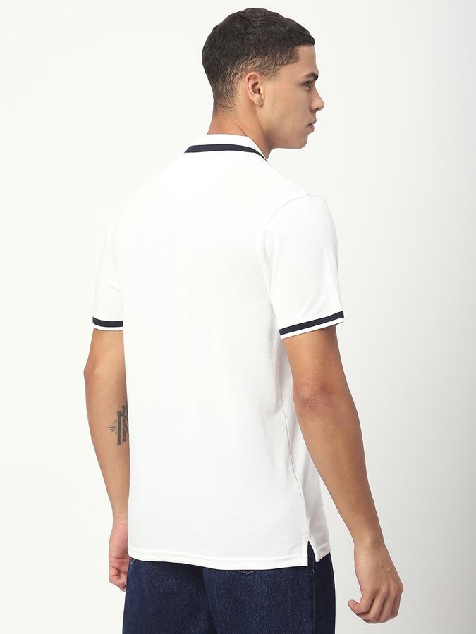 Solid Men Polo Neck T-Shirt image number 2