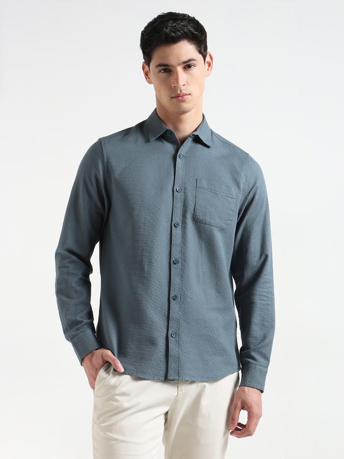 Men Textured Regular Fit Shirt with Patch Pocket image number 1