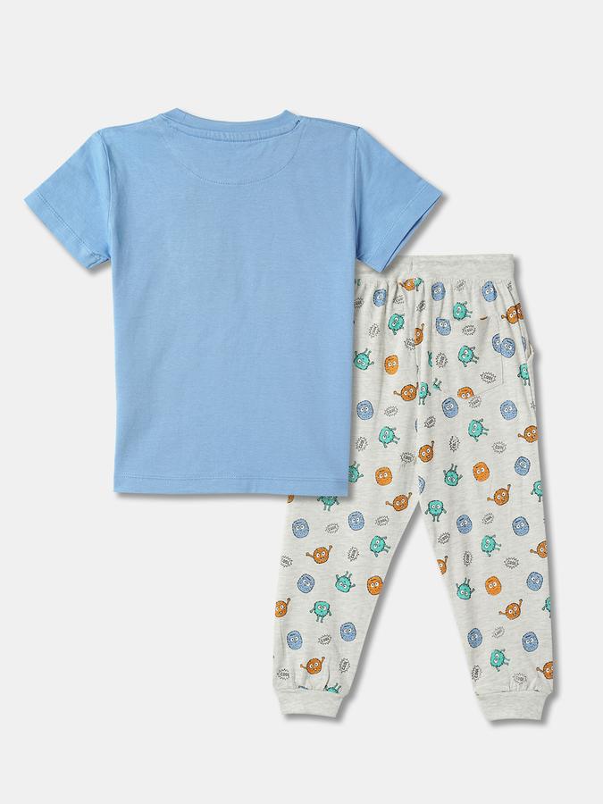 Boys Graphic Print T-Shirt & Pants Set image number 1