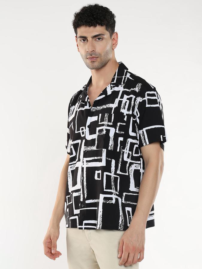 Men Self Design Casual Shirt image number 2