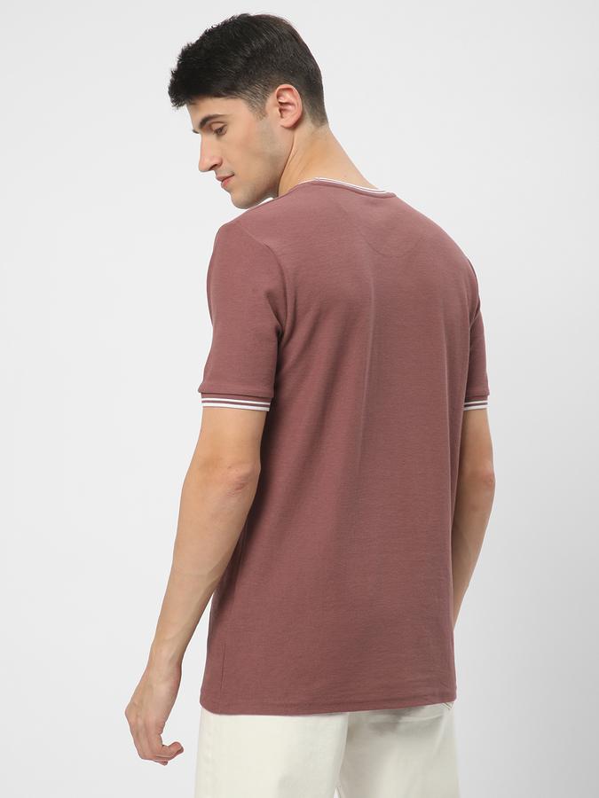 Men Regular Fit Crew-Neck T-Shirt image number 2