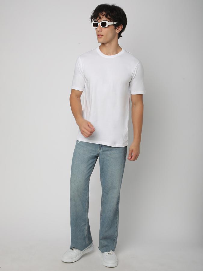 Solid Men Round Neck T-Shirt image number 1